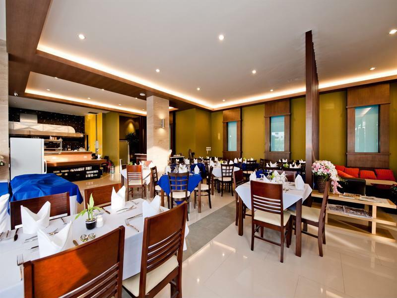 Tuana Blue Sky Patong Hotel Exterior photo